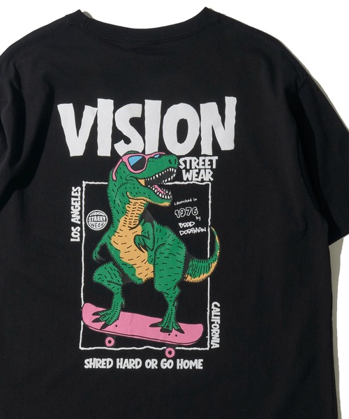 VISION STREET WEAR(ヴィジョンストリートウェア)の「【VISION STREET WEAR】オリジナルグラフィック バックプリントクルーネックTシャツ(Tシャツ/カットソー・レディース・グリーン/ホワイト/ブラック・LARGE/MEDIUM/X-LARGE)」の2枚目の写真