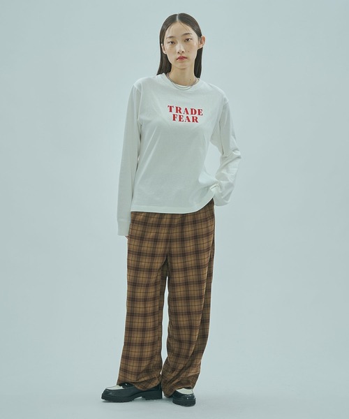 ROSE BUD（ローズバッド）の「ASSORT L/S TEE（Tシャツ/カットソー・レディース・チャコールグレー/ネイビー/ホワイト・ONE SIZE）」の11枚目の写真