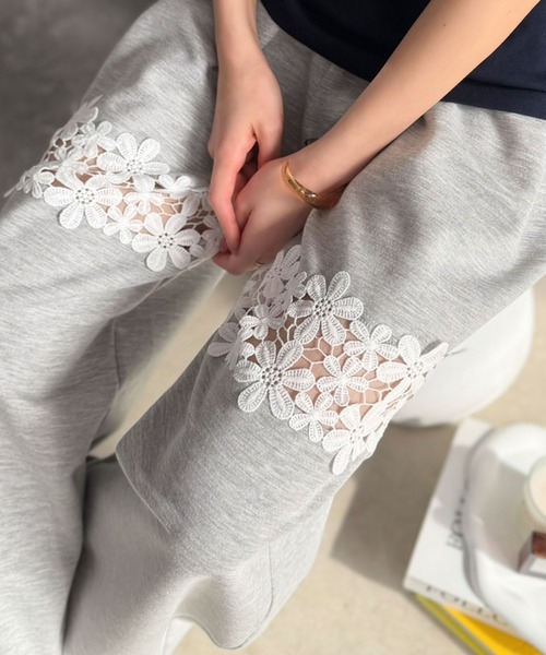【新品】アミティエ amitie お花 レース ビーズ 裏起毛 パンツ グレー セール】【mily bilet】唯一無二の華やかデザイン。花柄レース