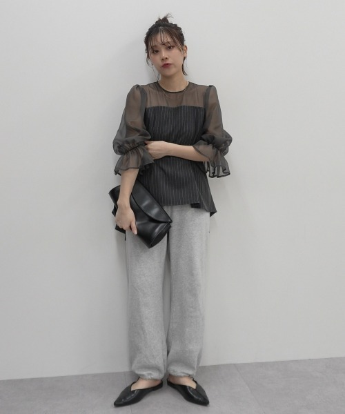 Jolie et Jolie（ジョリーエジョリー）の「キャンディースリーブペプラムストライプブラウス＋ワイドパンツセットアップ（パンツドレス・レディース・モカ/グレー・L/M/5L/4L/3L/LL）」の20枚目の写真