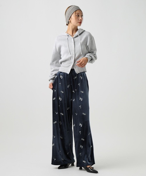 BAYFLOW（ベイフロー）の「[スタイルアップ見え]リブニットショートパーカー（パーカー・レディース・ブラック/グレー/オフホワイト・FREE）」の4枚目の写真