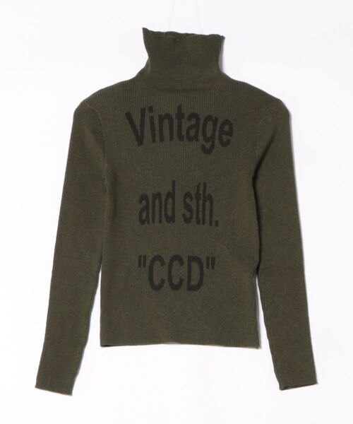 Pt18kg(プラチナイチハチキログラム)の「ロゴ ハイネックストレッチトップス(Tシャツ/カットソー・レディース・ネイビー/イエロー/ブラウン/ホワイト/レッド/ブラック/カーキ/グレー・FREE)」の5枚目の写真
