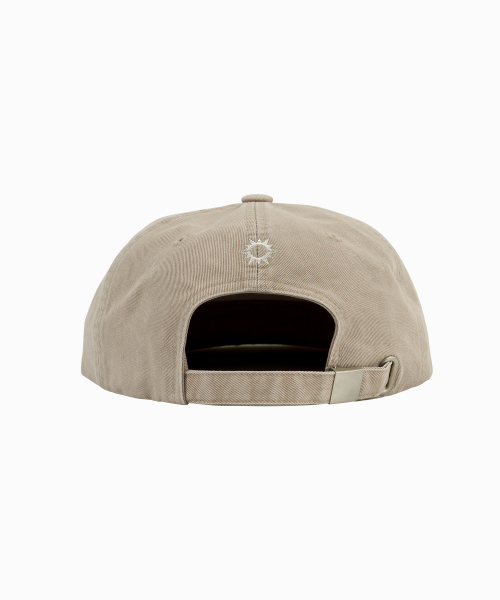 HELLO SUNRISE(ハローサンライズ)の「HNT Oval Logo RX Fit 6P Cap_Beige(キャップ・レディース・Beige・OS)」の4枚目の写真