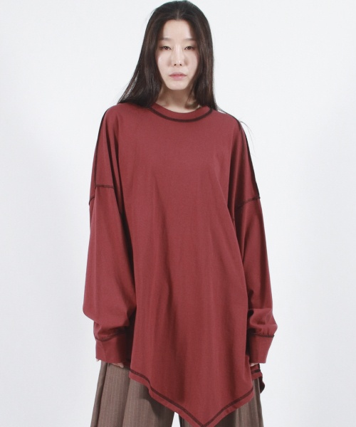 DEMARC(ドゥマーク)の「オーバーサイズアシンメトリーロングスリーブTシャツバーガンディ(Tシャツ/カットソー・レディース・その他・ONE SIZE)」の18枚目の写真
