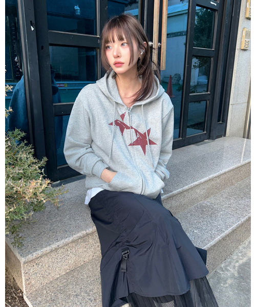 Cavish(カビシ)の「TWIN STAR ZIP UP HOODIE GREY(CV2FFUM498A)(パーカー・レディース・グレー・S/M/L)」の2枚目の写真