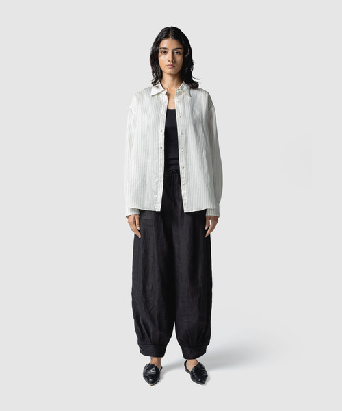 muller of yoshiokubo（ミュラーオブヨシオクボ）の「muller of yoshiokubo ミュラーオブヨシオクボ / STRIPE BACK OPEN SHIRTS クラシックストライプバックオープンシャツ / MLS26208（シャツ/ブラウス・レディース・ブルー/ピンク・FREE）」の3枚目の写真