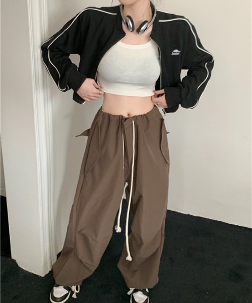 Ritzy(リッツィー)の「クロップドトラックジャケット(スウェット・レディース・ブラック・M/L)」の18枚目の写真