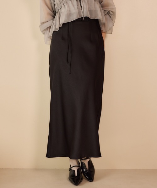 mysty woman(ミスティウーマン)の「アソートサテンナロースカート 661787(スカート・レディース・ブラック系その他/アイボリー/ブラック/ブラウン・FREE)」の18枚目の写真
