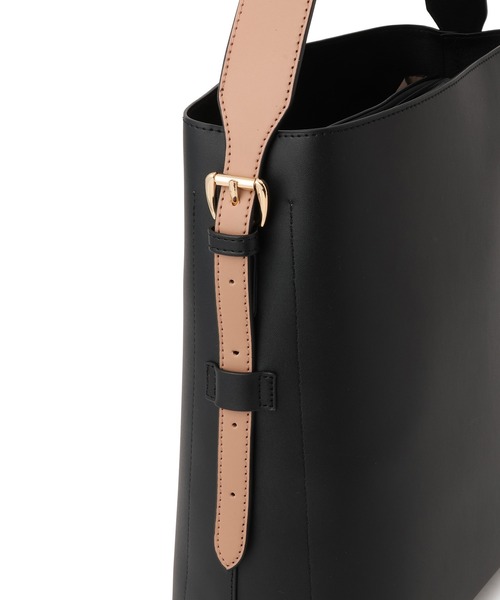 VIS（ビス）の「【WEB限定】三層構造リバーシブルハンドルバッグ/A4対応（ショルダーバッグ・レディース・ブラック/ベージュ系その他・FREE）」の12枚目の写真