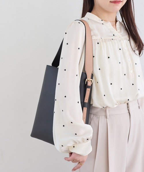 VIS(ビス)の「【WEB限定】三層構造リバーシブルハンドルバッグ/A4対応(ショルダーバッグ・レディース・ブラック/ベージュ系その他・FREE)」の22枚目の写真