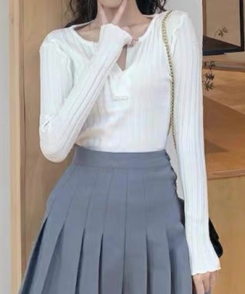 ampm（エーエムピーエム）の「スリットネック リブフィットロングスリーブトップス（Tシャツ/カットソー・レディース・ブラック/ホワイト/グレー・M/L）」の13枚目の写真