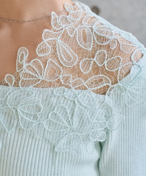 KOBE LETTUCE（コウベレタス）の「レースオフショルリブニット（ニット/セーター・レディース・ベージュ/サックスブルー/チャコール/アイボリー・M）」の17枚目の写真