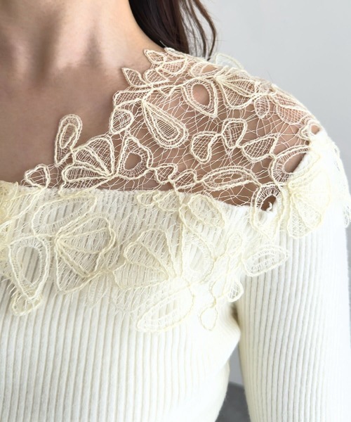 KOBE LETTUCE（コウベレタス）の「レースオフショルリブニット（ニット/セーター・レディース・ベージュ/サックスブルー/チャコール/アイボリー・M）」の9枚目の写真