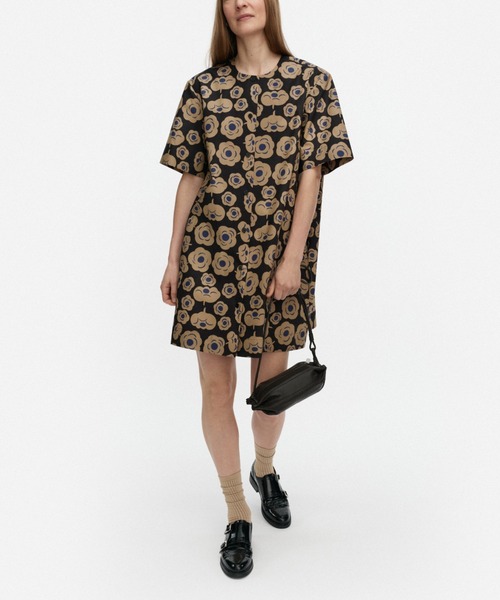 ✨ムスタタンマ✨marimekkoノースリーブひざ丈ワンピース セール】Taitavuus Tumma / Dress（ワンピース）｜marimekko