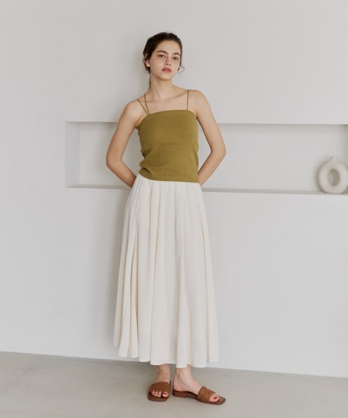 OLUN(オルン)の「multi-way strap cup camisole/マルチウェイストラップカップキャミ(キャミソール・レディース・アイボリー/グリーン/グレイッシュベージュ/ブラック・FREE)」の8枚目の写真
