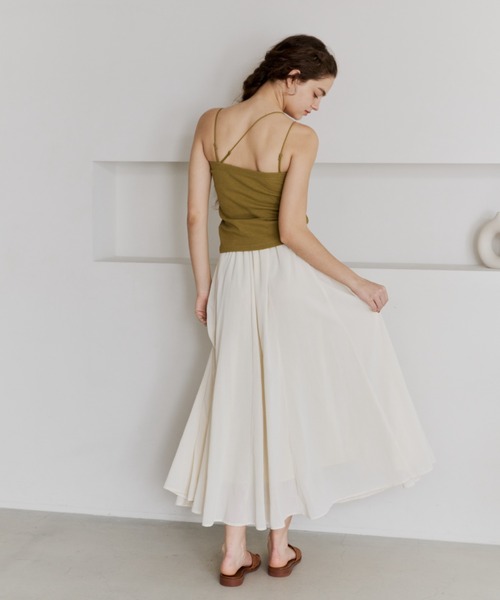 OLUN(オルン)の「multi-way strap cup camisole/マルチウェイストラップカップキャミ(キャミソール・レディース・アイボリー/グリーン/グレイッシュベージュ/ブラック・FREE)」の9枚目の写真