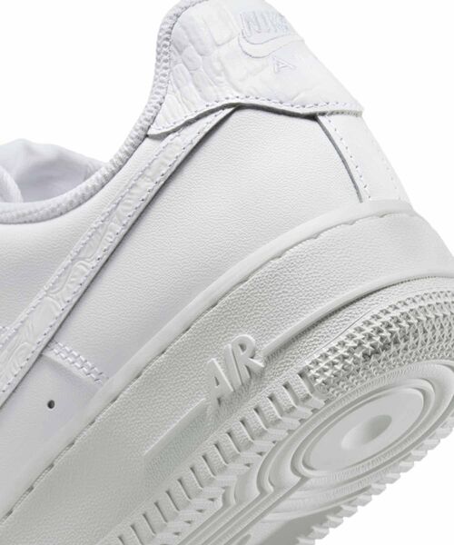 セール】ナイキ エア フォース 1 '07 SE ウィメンズシューズ / Nike