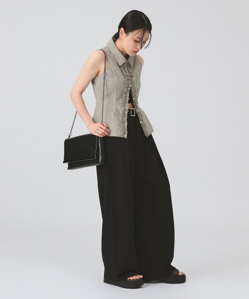 Ray BEAMS(レイビームス)の「サッカー チェック フリル ノースリーブ(シャツ/ブラウス・レディース・ブラック/グリーン・ONE SIZE)」の7枚目の写真