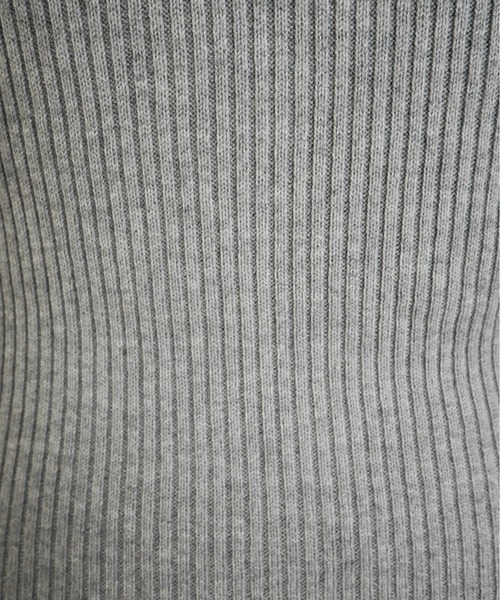 My shawty(マイシャウティー)の「rib knit top(ニット/セーター・レディース・グレー/アイボリー/ブラック/ネイビー・FREE)」の14枚目の写真