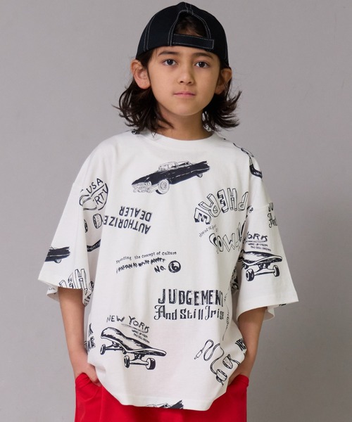 PAIRMANON STREET(ペアマノンストリート)の「【綿100%】総柄プリント オーバーサイズ 半袖 Tシャツ【PAIRMANON STREET】(Tシャツ/カットソー・キッズ・イエロー/ブラック/ブラック系その他2/オフホワイト/ブラック系その他・90/100/120/160/110/130/140/150)」の1枚目の写真