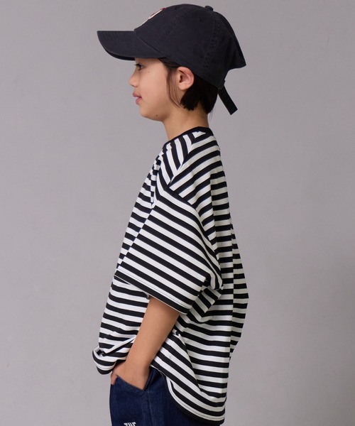 PAIRMANON STREET(ペアマノンストリート)の「【綿100%】総柄プリント オーバーサイズ 半袖 Tシャツ【PAIRMANON STREET】(Tシャツ/カットソー・キッズ・イエロー/ブラック/ブラック系その他2/オフホワイト/ブラック系その他・90/100/120/160/110/130/140/150)」の13枚目の写真