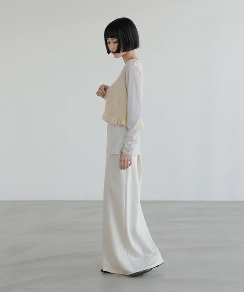 LOWRYS FARM(ローリーズファーム)の「ニットフリルビスチェ 657817(ニット/セーター・レディース・アイボリー/ブラック/ベージュ・FREE)」の8枚目の写真