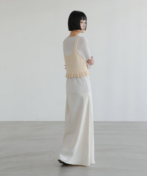 LOWRYS FARM(ローリーズファーム)の「ニットフリルビスチェ 657817(ニット/セーター・レディース・アイボリー/ブラック/ベージュ・FREE)」の9枚目の写真