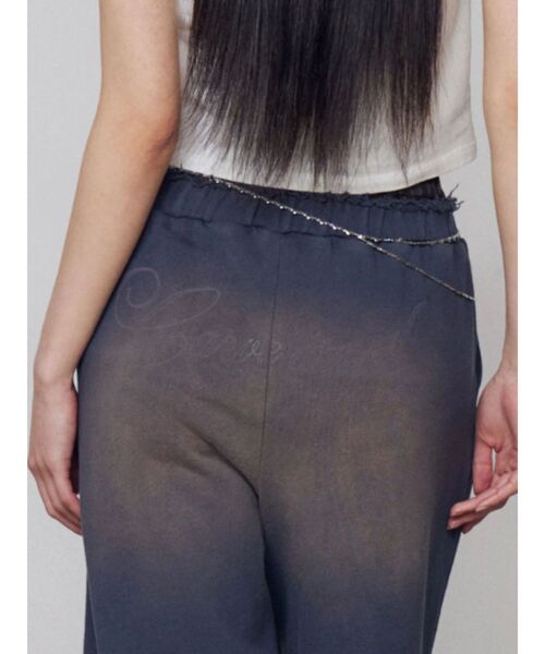 EMODA（エモダ）の「レイヤードロゴスウェットパンツ（スウェットパンツ・レディース・グレー/ブラック/ネイビー・MEDIUM/SMALL）」の16枚目の写真