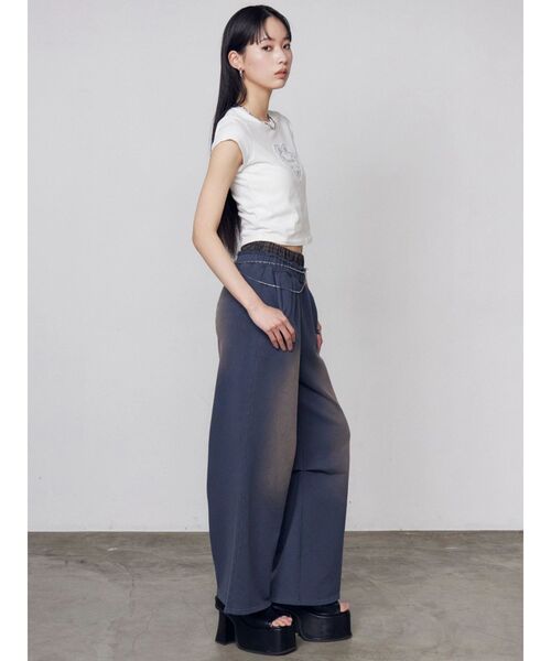 EMODA（エモダ）の「レイヤードロゴスウェットパンツ（スウェットパンツ・レディース・グレー/ブラック/ネイビー・MEDIUM/SMALL）」の18枚目の写真