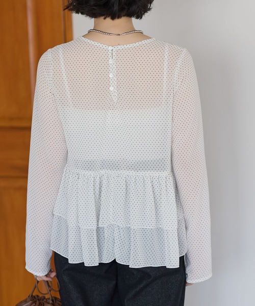 r.（アールドット）の「シアードット　ティアードブラウス（シャツ/ブラウス・レディース・ホワイト/ブラック/アイボリー・FREE）」の9枚目の写真