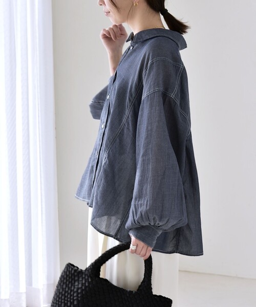 quaranciel(カランシエル)の「quaranciel:〈洗濯機可能〉シアー デニム ギャザー レギュラー シャツ(シャツ/ブラウス・レディース・ブラック/ネイビー・ONE SIZE)」の19枚目の写真