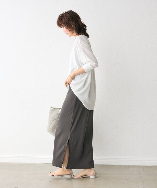 RIVE DROITE（リヴドロワ）の「予約【ON・OFF問わず活躍】リブ付きジョーゼットドルマンブラウス2（シャツ/ブラウス・レディース・チャコールグレー/ブラック/ライトグレー/オフホワイト・FREE）」の7枚目の写真