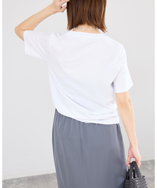 IENA(イエナ)の「BAUM UND PFERDGARTEN/バウム ウンド ヘルガーデン LOGO T Tシャツ JAWO24593(Tシャツ/カットソー・レディース・ホワイト・FREE)」の4枚目の写真