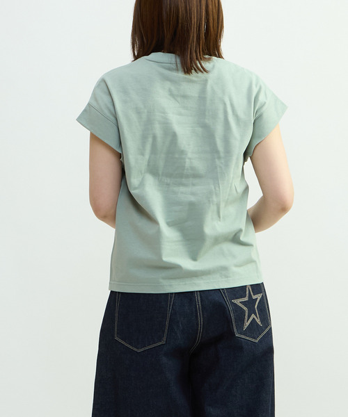 CONVERSE TOKYO(コンバーストウキョウ)の「FRENCH-SLEEVE LOGO FOIL PRINT TEE(Tシャツ/カットソー・レディース・杢グレー/チャコールグレー/ミント/ホワイト・FREE)」の15枚目の写真