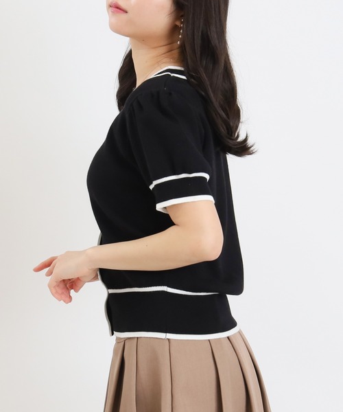 ASTORIA ODIER（アストリアオディール）の「リボンチャーム配色ニット（ニット/セーター・レディース・ホワイト/ライトグレー/ブラック/ベージュ・MEDIUM）」の6枚目の写真