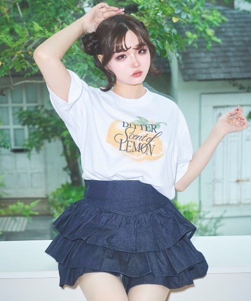 Lovilyn(ラヴィリン)の「フルーツビックT(Tシャツ/カットソー・レディース・ブラック/ホワイト/ホワイト系その他/イエロー・FREE)」の2枚目の写真