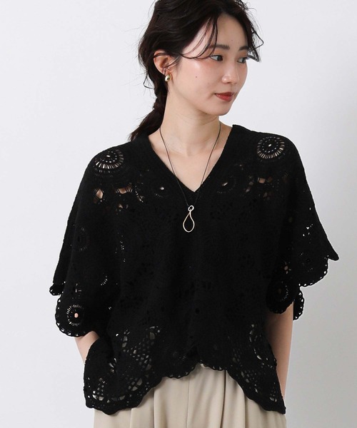 Torrazzo Donna（トラッゾドンナ）の「クロッシェＶネック５分袖ニット（ニット/セーター・レディース・ブラック/ホワイト・FREE）」の18枚目の写真