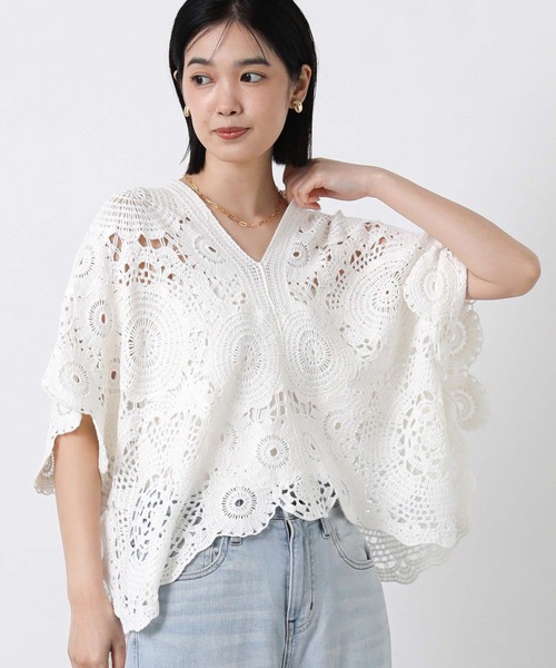 Torrazzo Donna（トラッゾドンナ）の「クロッシェＶネック５分袖ニット（ニット/セーター・レディース・ブラック/ホワイト・FREE）」の10枚目の写真