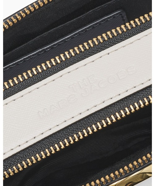 MARC JACOBS(マークジェイコブス)の「【NEW】THE CHAIN SNAPSHOT/ザ チェーン スナップショット(ショルダーバッグ・レディース・ベージュ系/グレー系/ブラック系/ローズ系・ONE SIZE)」の9枚目の写真