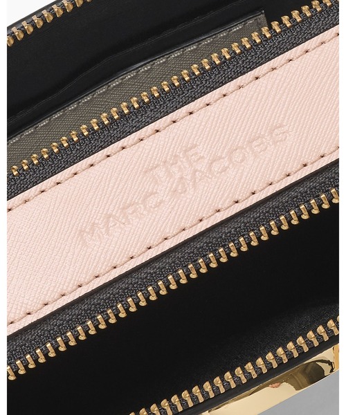 MARC JACOBS(マークジェイコブス)の「【NEW】THE CHAIN SNAPSHOT/ザ チェーン スナップショット(ショルダーバッグ・レディース・ベージュ系/グレー系/ブラック系/ローズ系・ONE SIZE)」の22枚目の写真
