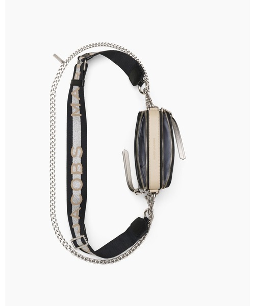 MARC JACOBS(マークジェイコブス)の「【NEW】THE CHAIN SNAPSHOT/ザ チェーン スナップショット(ショルダーバッグ・レディース・ベージュ系/グレー系/ブラック系/ローズ系・ONE SIZE)」の16枚目の写真