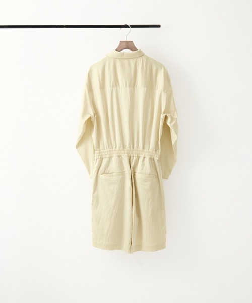 BELPER（ベルパー）の「[BELPER/ベルパー]OFF-SHOULDER JUMPSUITS（つなぎ/オールインワン・レディース・ブラック/イエロー・1/2）」の4枚目の写真