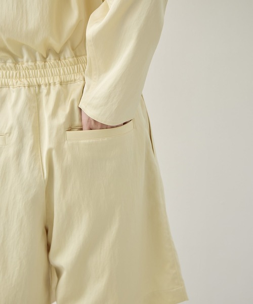 BELPER（ベルパー）の「[BELPER/ベルパー]OFF-SHOULDER JUMPSUITS（つなぎ/オールインワン・レディース・ブラック/イエロー・1/2）」の12枚目の写真