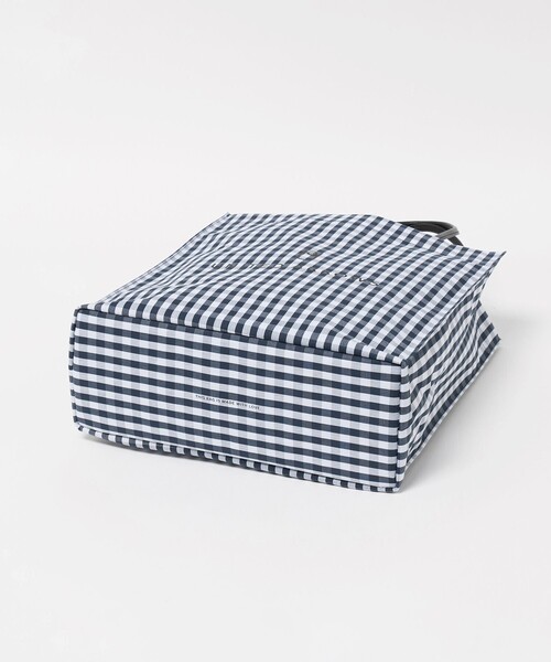 UNITED ARROWS(ユナイテッドアローズ)の「ギンガムチェック ロゴ トートバッグ M(トートバッグ・レディース・ネイビー/ライトグレー・FREE)」の7枚目の写真