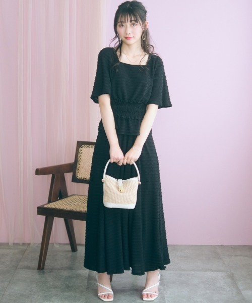 marun（マルン）の「【セットアップ対応】＜大きいサイズ＞クロシェ編ニットショート丈トップス marun（Tシャツ/カットソー・レディース・クリーム/ブラック・5L/4L/3L/LL/L）」の17枚目の写真