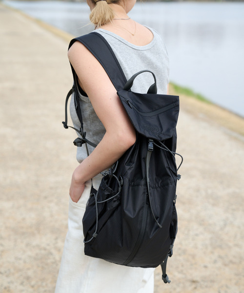 OUTDOOR PRODUCTS（アウトドアプロダクツ）の「PACKABLE BACKPACK（バックパック/リュック・レディース・グリーン系その他/ピンク/ブラック・FREE）」の2枚目の写真
