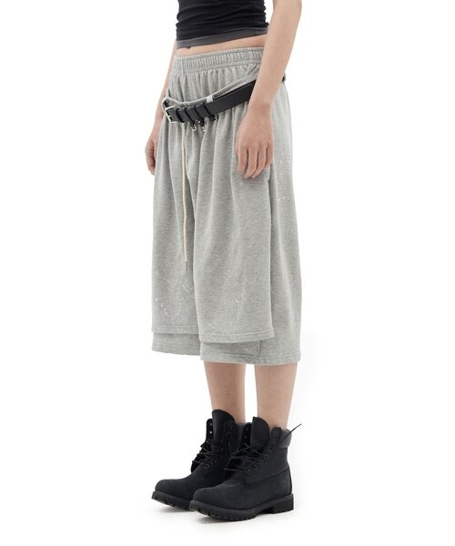 CIAOPANIC（チャオパニック）の「【DEFGARMENTS/デフガーメンツ】PAINTING BRUSHED BURMUDA SHORTS（その他パンツ・レディース・グレー/ブラック・LARGE/SMALL）」の2枚目の写真