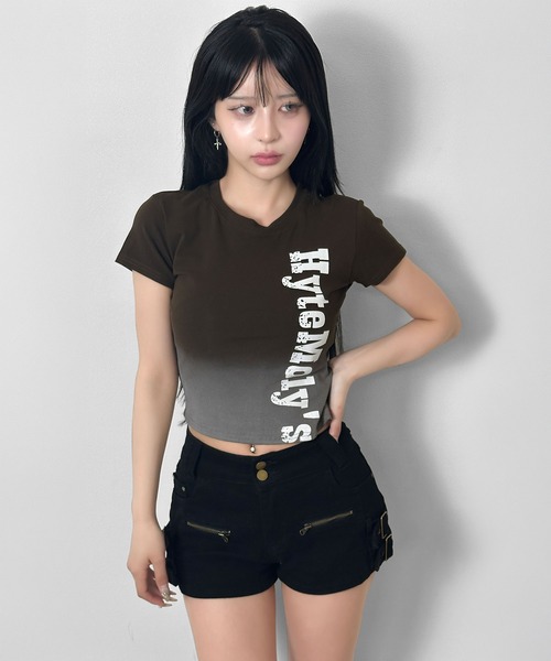FOLLOWIN(フォロウィン)の「ヴィンテージロゴコンパクトTシャツ(Tシャツ/カットソー・レディース・ブラウン/ブラック/ホワイト・FREE)」の10枚目の写真