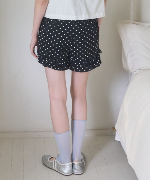 Birthday room（バースデイルーム）の「フリルドットショートパンツ/Frilled polka dot shorts（その他パンツ・レディース・ブラック/ホワイト・FREE）」の20枚目の写真
