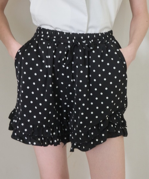 Birthday room(バースデイルーム)の「フリルドットショートパンツ/Frilled polka dot shorts(その他パンツ・レディース・ブラック/ホワイト・FREE)」の22枚目の写真